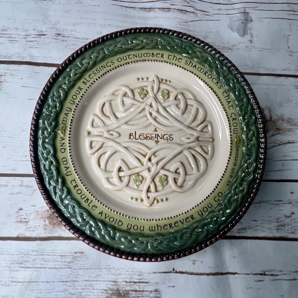 Grasslands Road Serving Plate Green Irish Blessing Celtic Knot Shamrocks 8.25in